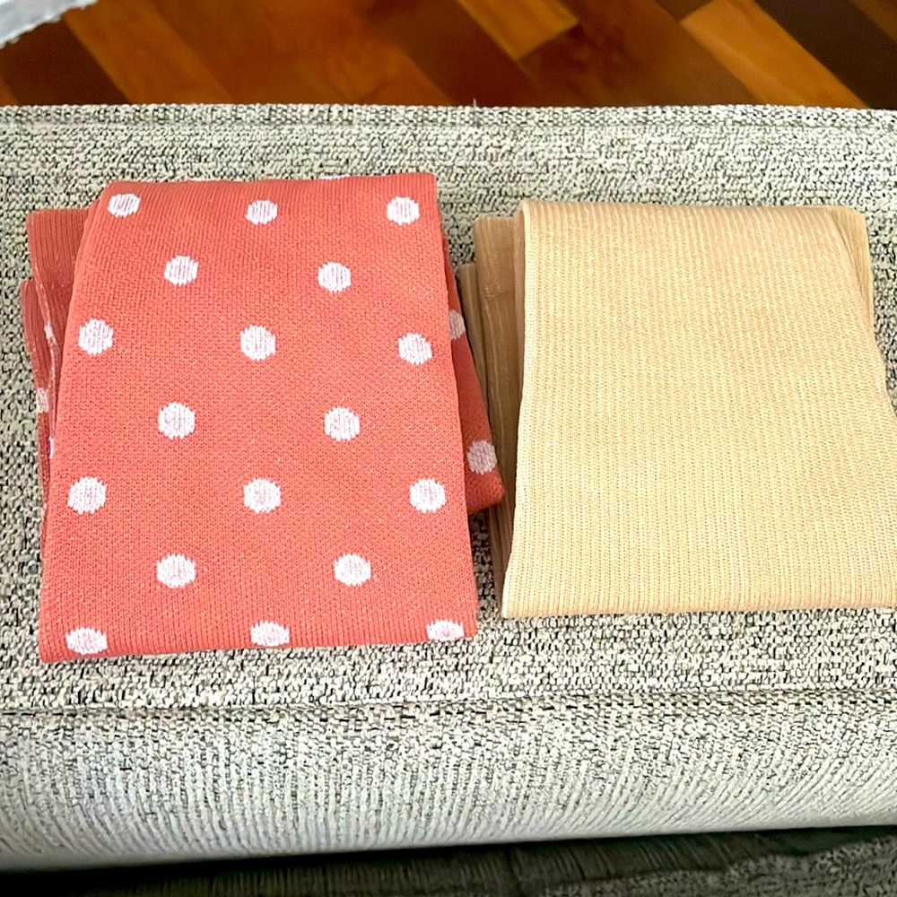 Compression socks bundle of two - Picture 2 of 4